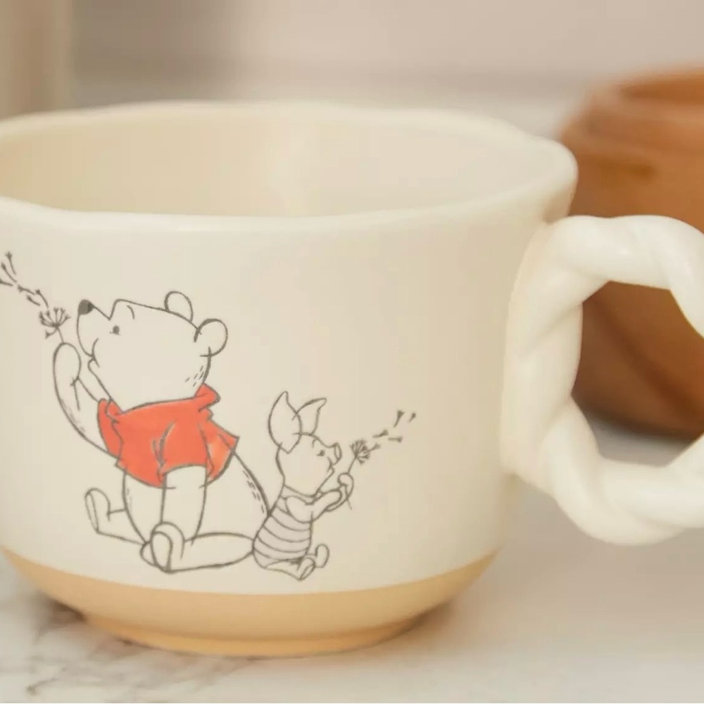 Disney Winnie the Pooh Braided Mug. BoxLunch Exclusive NWT